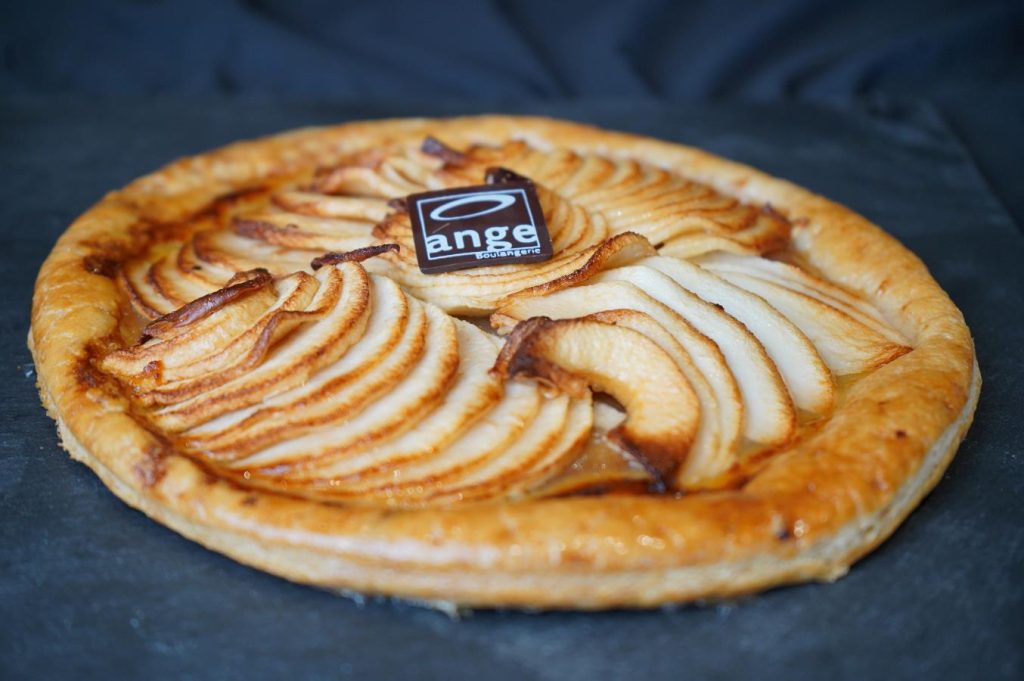 Apple tart