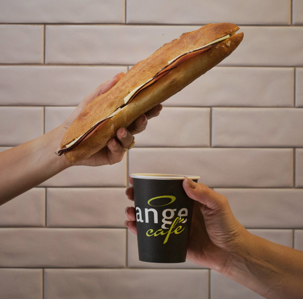 Un sandwich acheté, on vous offre le café !